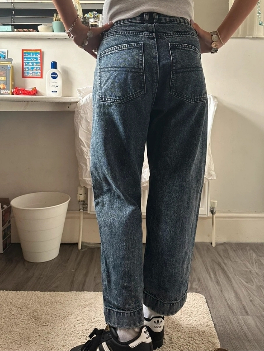 ASOS Collusion x006 Acid Wash Dark Blue Highwaist Mom Jeans SiZE 26